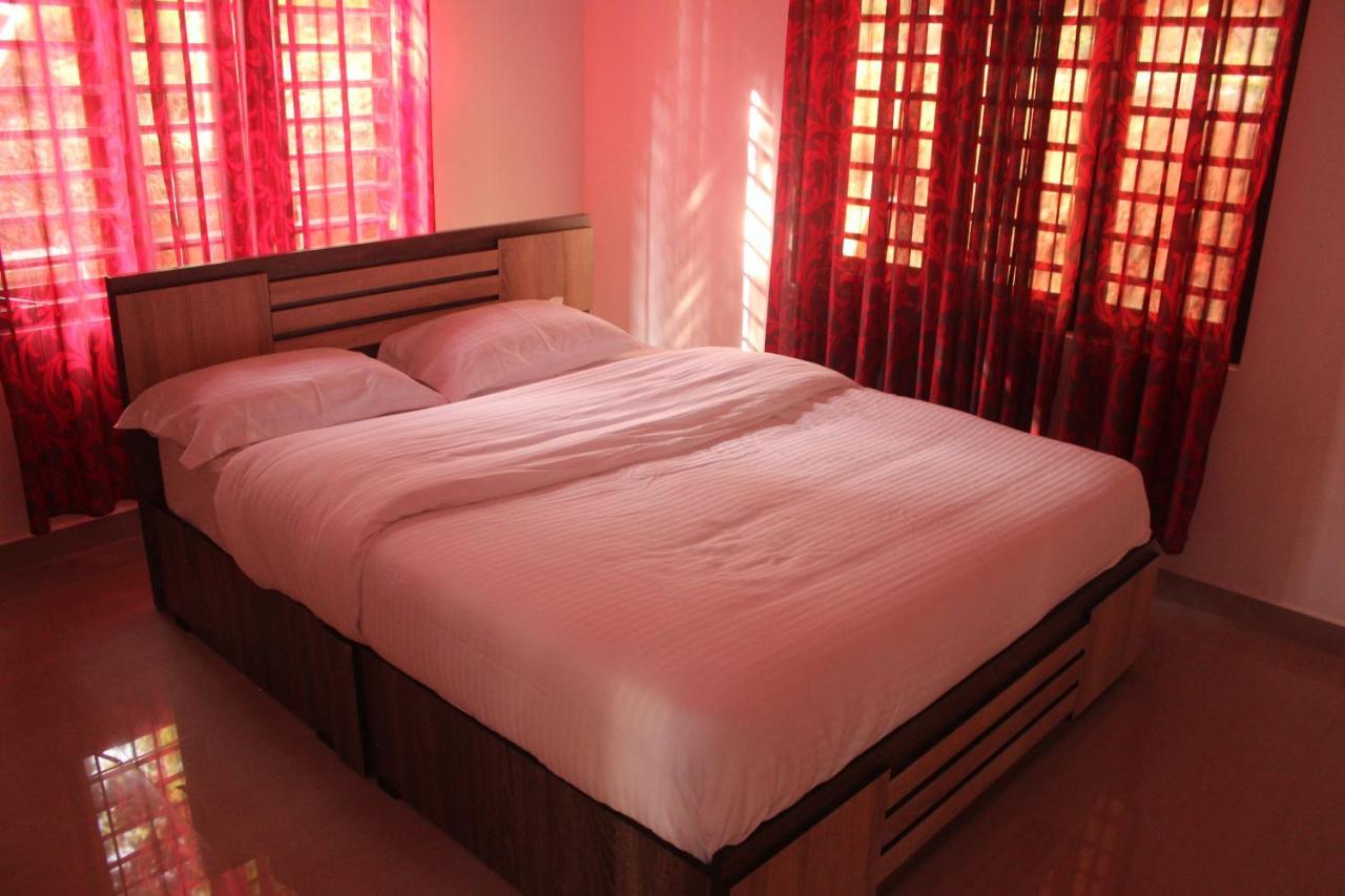 Wayanad Days Villa มานันทาวดี ภายนอก รูปภาพ